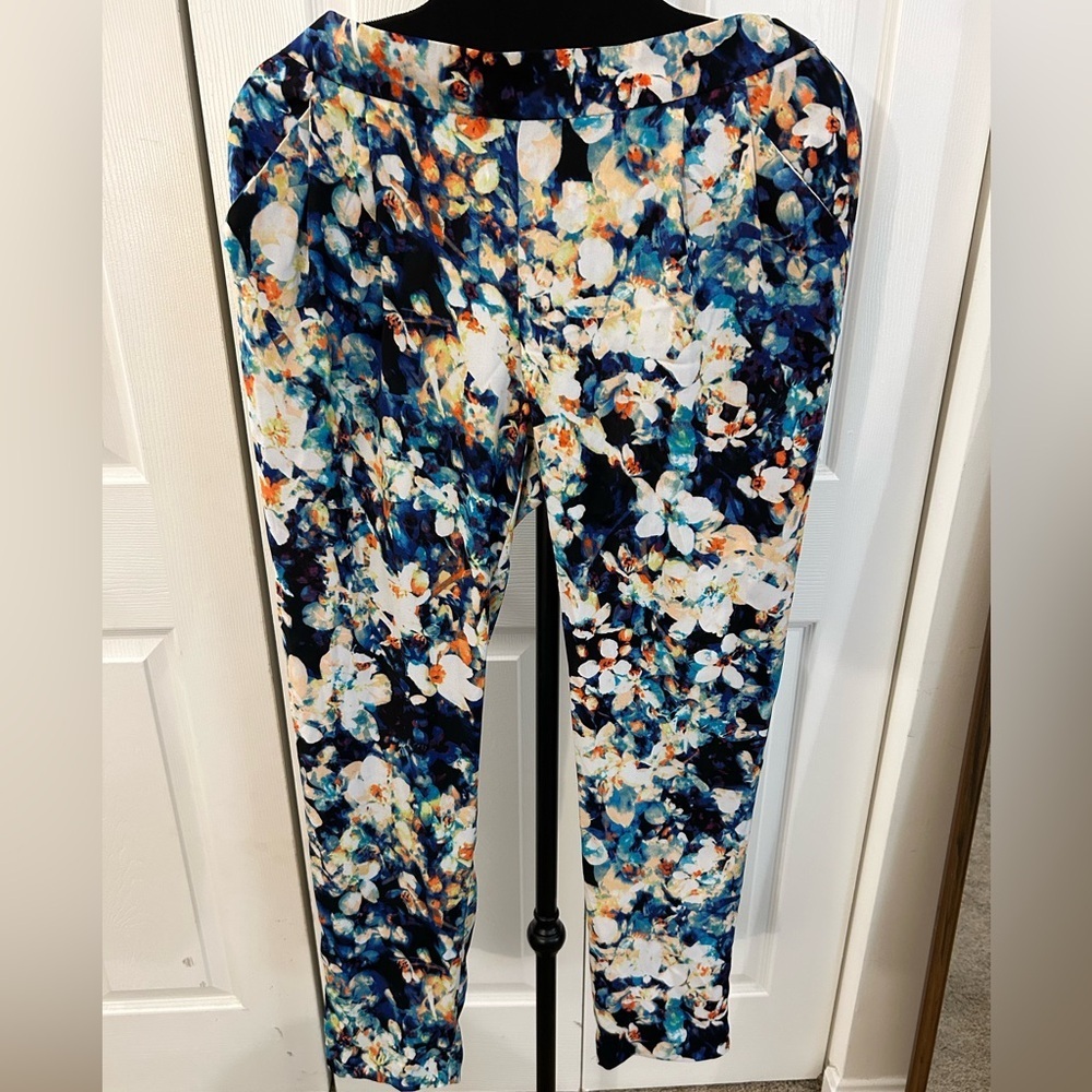 Worthington lite weight‎ silky like pants with pockets